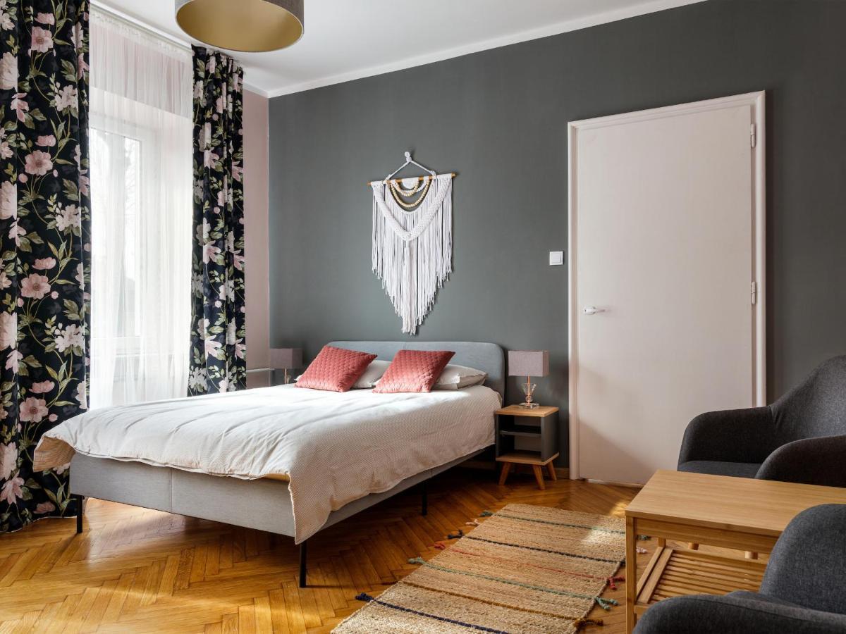Apartament Zakatek Z Dwiema Sypialniami Бельско-Бяла Экстерьер фото